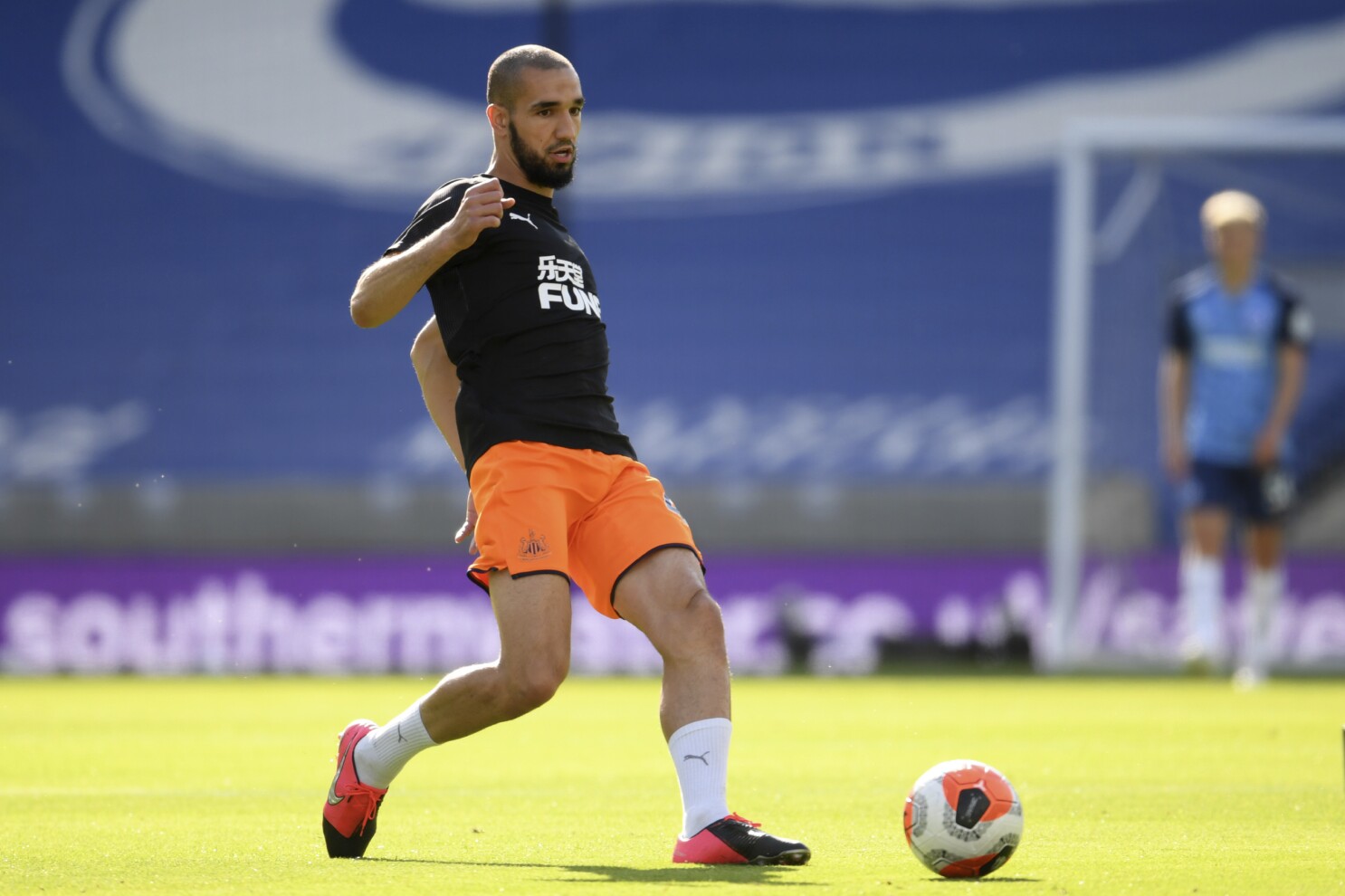 Nabil bentaleb clearance